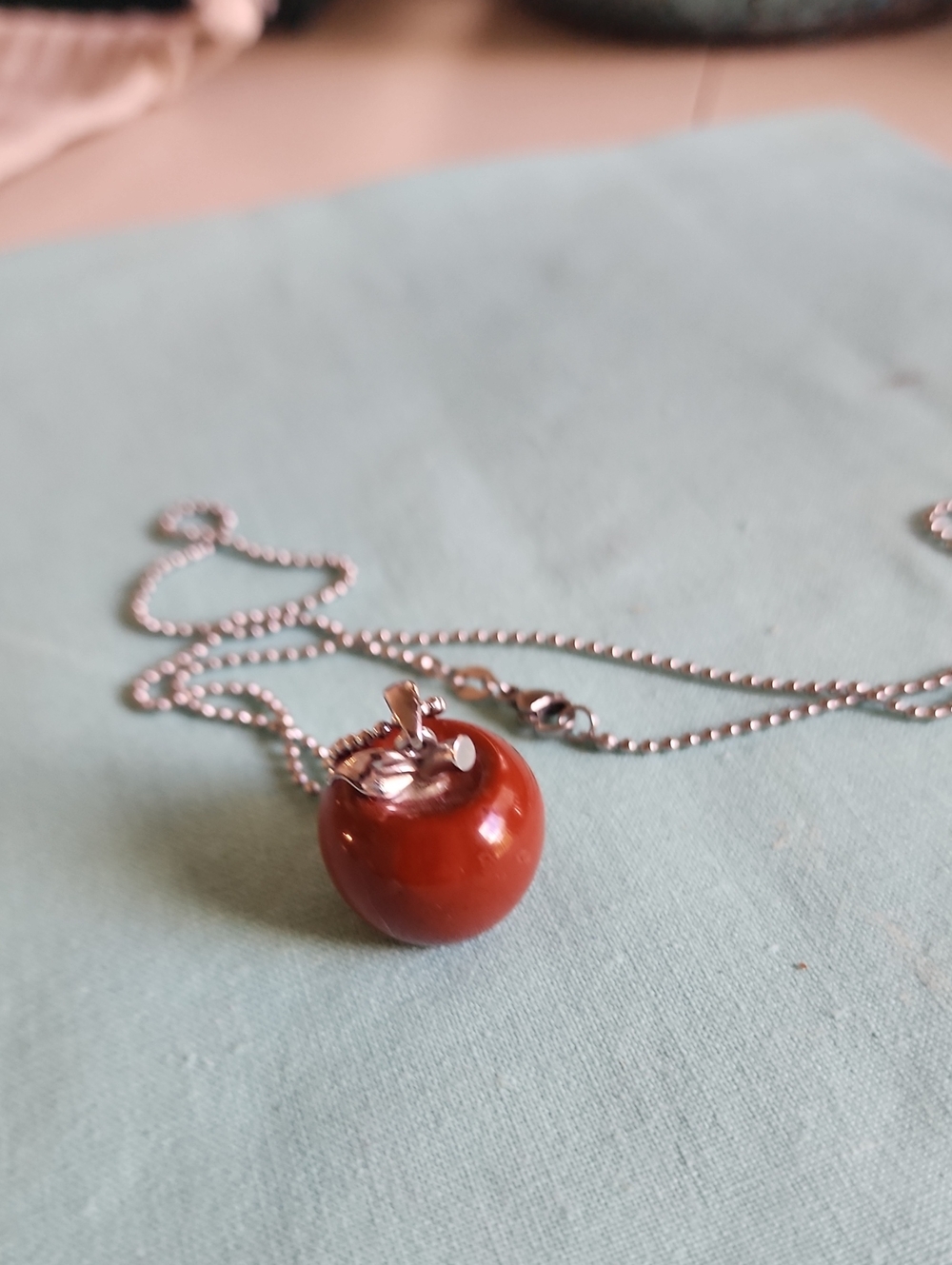 Red Apple Carnelian Gemstone Crystal Pendant Necklace